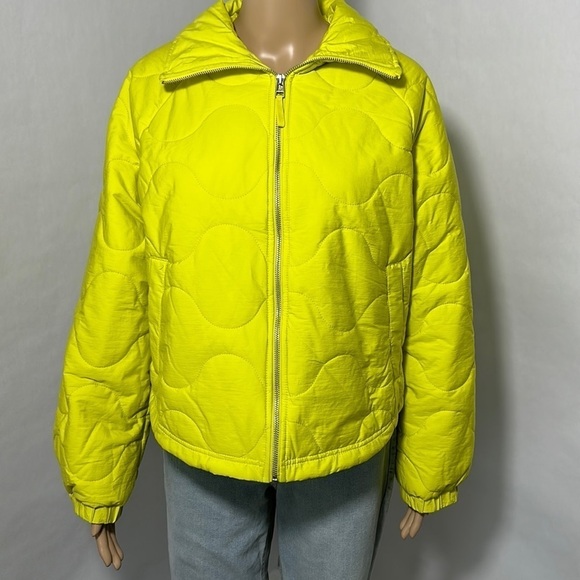 Universal Thread Jackets & Blazers - Women's Puffer Zip Up Yellow Jacket By Universal Thread (G8K0RW)